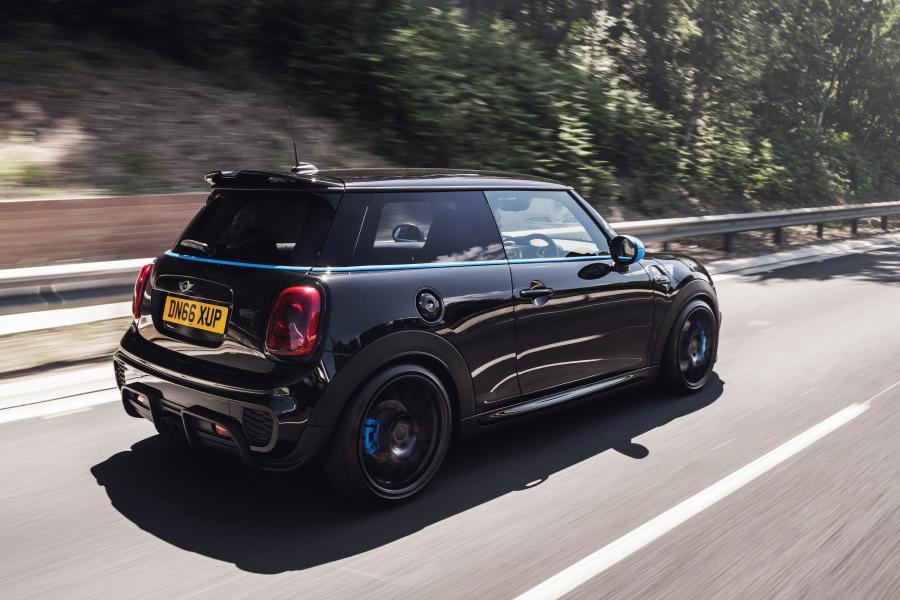  Mini Cooper S F56 SV by Mulgari 2017 года  (фото 6 из 11)